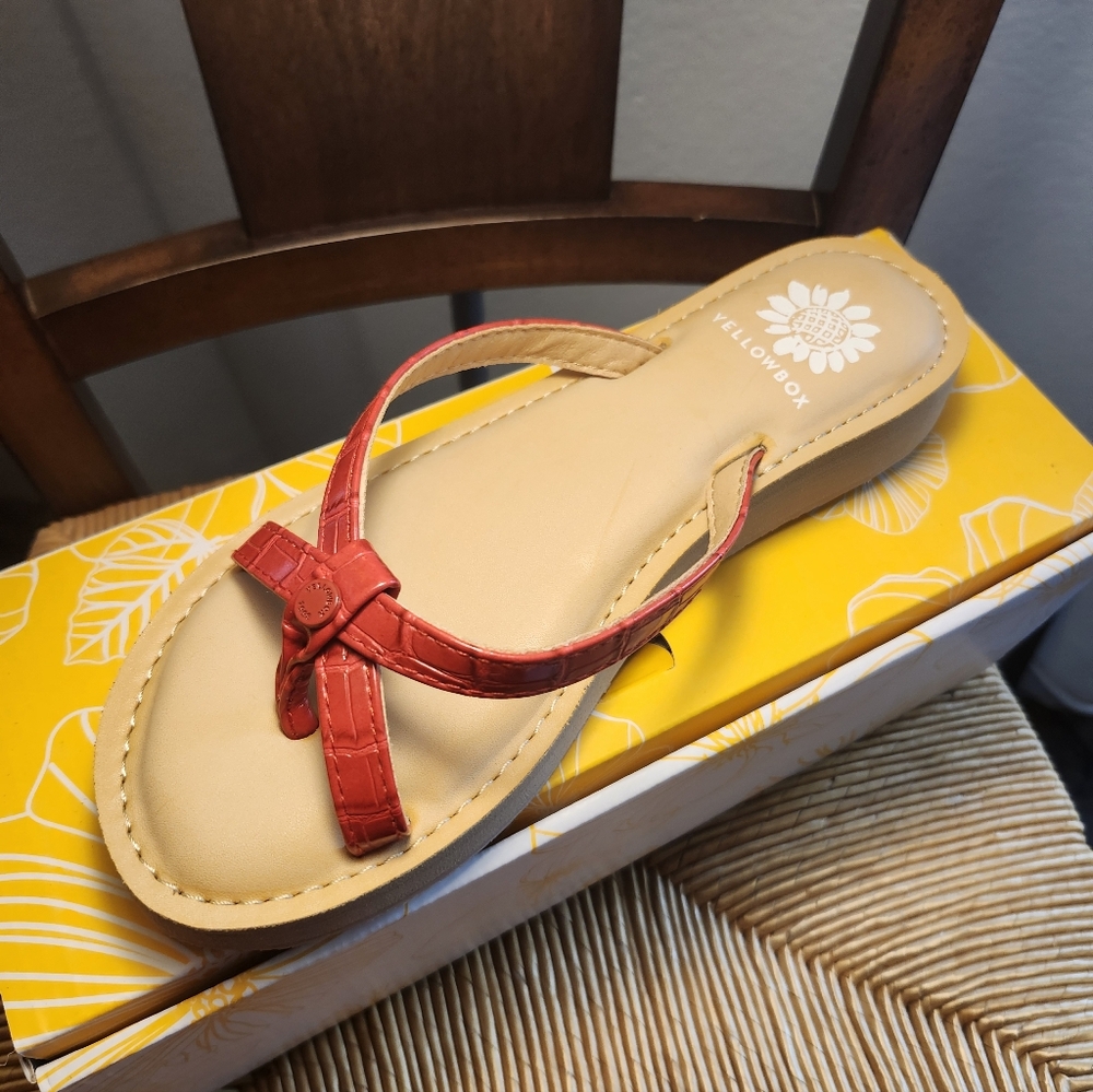 💖💖💖Yellow Box Women's Red Thong Sandal - Casual Slide💖💖💖